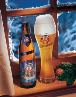 Bier-Homepage.de - Rund um's Thema Bier: Biere, Hopfen, Reinheitsgebot, Brauereien. | Foto: ERDINGER Schneeweie freuen  das spezielle Winterbier aus dem Hause ERDINGER.