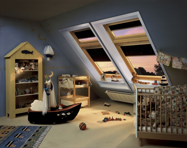 Babies & Kids @ Baby-Portal-123.de | Mit dem VELUX Verdunkelungs-Rollo schlafen Kinder im Sommer leichter ein und der Kampf ums zu Bett gehen ist passé.