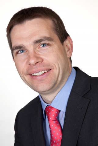 News - Central: Michael Drge war acht Jahre Vorstandsmitglied der Sparda-Bank Mnchen eG. Zum 1. Mrz  2012 wechselt er in das Fhrungsgremium der Sparda-Bank West eG nach Dsseldorf. 