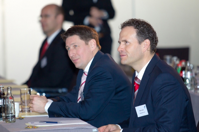 News - Central: Die Vorstnde der Wassermann AG, Gnter F. Baumann (links) und Martin Hofer, auf den Vision-Days.
