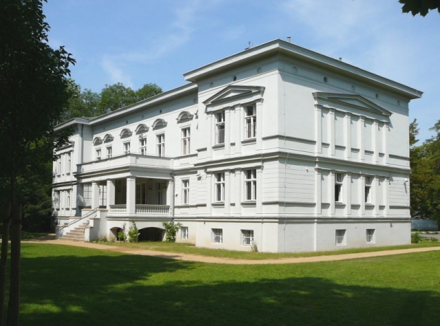 Deutsche-Politik-News.de | Villa Amalienhof