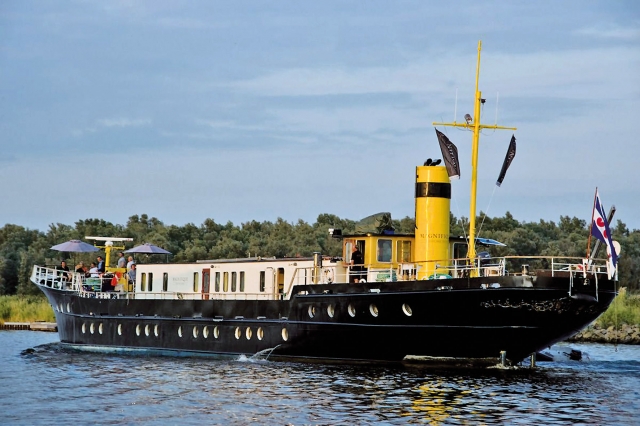 Kreuzfahrten-247.de - Kreuzfahrt Infos & Kreuzfahrt Tipps | Fahrradhotels: Dieses schwimmende Hotel, das die Radler auf ihrer Reise durch flmische Landschaften beherbergt, heißt MS Magnifique.