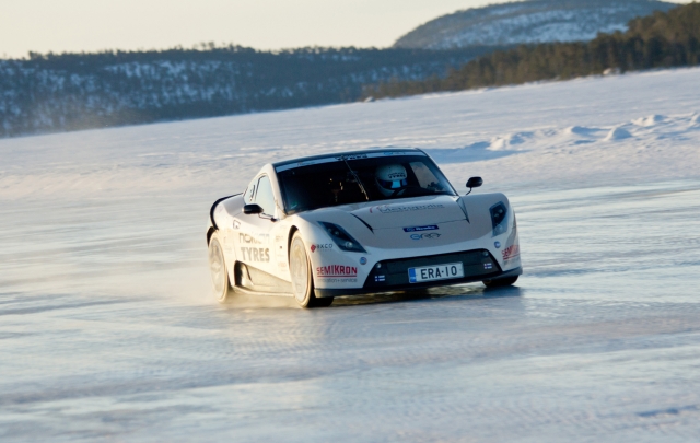 Auto News | Nokian-Reifen sind die Schnellsten auf Eis mit einem Elektroauto: Weltrekord