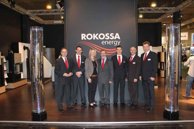 Rom-News.de - Rom Infos & Rom Tipps | Ihre Ansprechpartner des ROKOSSA energy-Teams (von rechts nach links): Andreas Udvari, Gerhard M. Schoblocher, Marc Bernhard, Gerhard M. Rokoss, Melanie Dreyer, Markus Krieg, Jochen Linke; nicht im Bild: Gerd Driessen 