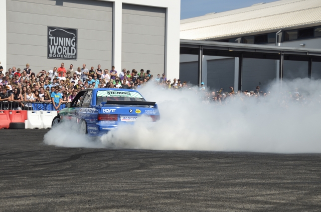 Auto News | Falken Drift Show