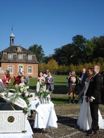 Deutsche-Politik-News.de | Hochzeit im Schloss Clemenswerth