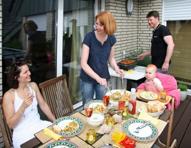 Duesseldorf-Info.de - Dsseldorf Infos & Dsseldorf Tipps | Grillen auf dem Balkon, der Zankapfel Nummer 1