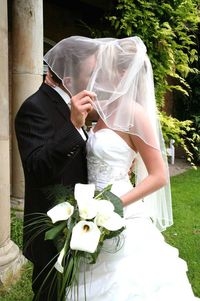 Hochzeit-Heirat.Info - Hochzeit & Heirat Infos & Hochzeit & Heirat Tipps | Heirat und Versicherung: Nach einer Hochzeit stehen viele Änderungen an - einige davon knnen ganz schn unromantisch sein. 