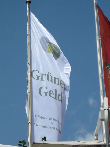 finanzierung-247.de - News, Infos & Tipps | Messe Gr�nes Geld - Fahne