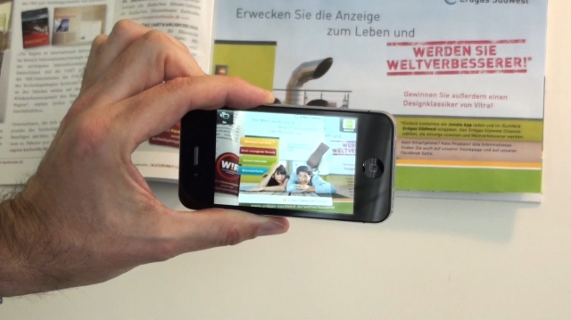 Deutsche-Politik-News.de |  „Werden Sie Weltverbesserer“: Mit einer App knnen Leser die Printanzeige von  Erdgas Sdwest scannen und an der Verlosung eines „Wiggle Side Chair“ teilnehmen.