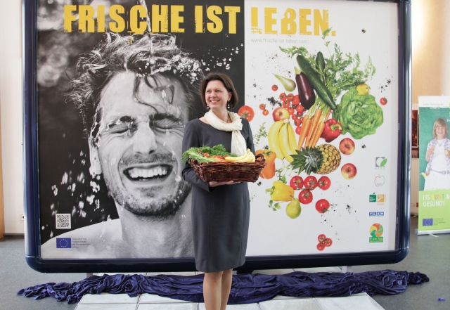 News - Central: Bundeslandwirtschaftsministerin Ilse Aigner enthllt das Plakatmotiv der Kampagne