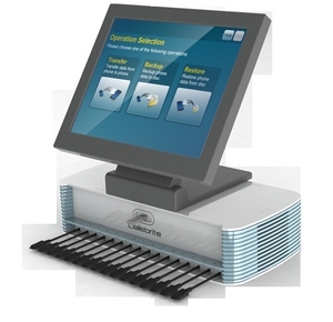 Forum News & Forum Infos & Forum Tipps | Der Cellebrite Self-Service-Point ermglicht den Datentransfer zwischen Mobiltelefonen, das Sichern und Wiederherstellen der persnlichen Daten, das Aufspielen von Apps sowie knftig die Diagnose von Handy-Defekten.