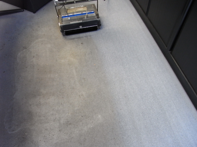 Hotel Infos & Hotel News @ Hotel-Info-24/7.de | Selbst stark verschmutzten Büroboden kriegen wir wieder hin!