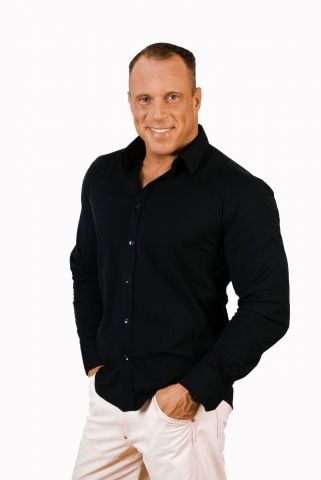 TV Infos & TV News @ TV-Info-247.de | Beim Amateurrennen dabei! TV-Fitnesscoach Morris Lee