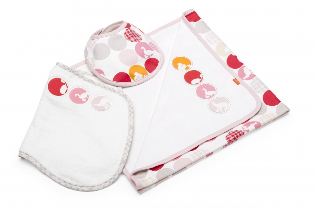 Babies & Kids @ Baby-Portal-123.de | Das Stokke® Deckenset mit Jersey Decke, Spucktuch und Ltzchen.