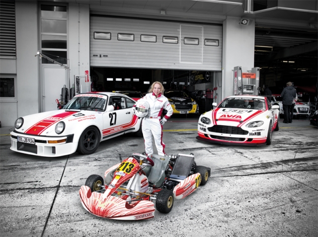 Deutsche-Politik-News.de | Carina Mller - Kart World Championship 2012 - AVIA