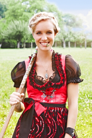 Deutsche-Politik-News.de | HSE24 pr�sentiert die aktuellen Trends f�r die Wiesn 2012