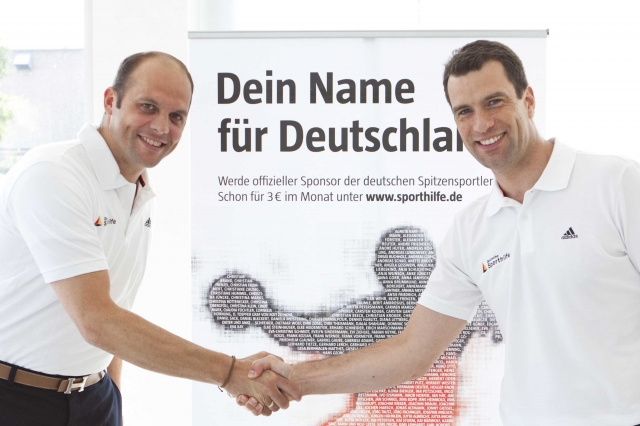 Nahrungsmittel & Ernhrung @ Lebensmittel-Page.de | Markus Brettschneider, Vorsitzender der Geschftsfhrung FrieslandCampina Germany GmbH (li.) und Dr. Michael Illgner, Vorstandsvorsitzender der Deutschen Sporthilfe besiegeln die Partnerschaft.