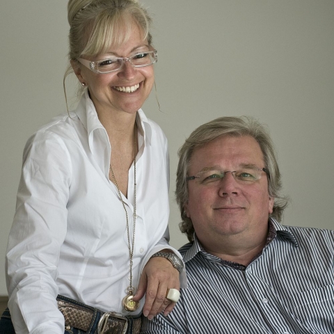 News - Central: Corinna Kretschmar-Joehnk und Peter Joehnk, Inhaber des international renommierten Innenarchitektenbros JOI-Design