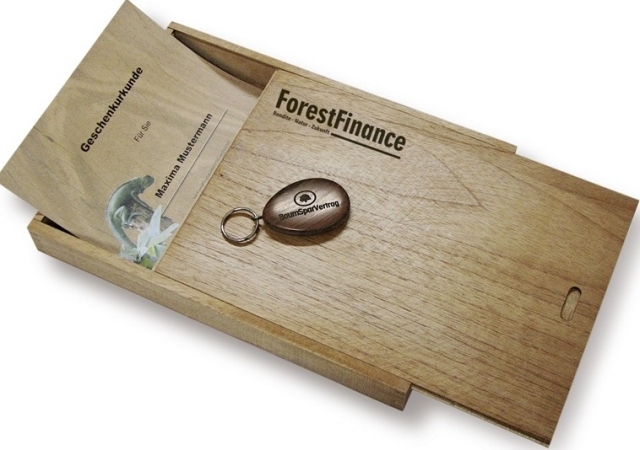 Tier Infos & Tier News @ Tier-News-247.de | Die Geschenkurkunde erhlt der Beschenkte in einer edlen Holz-Schatulle