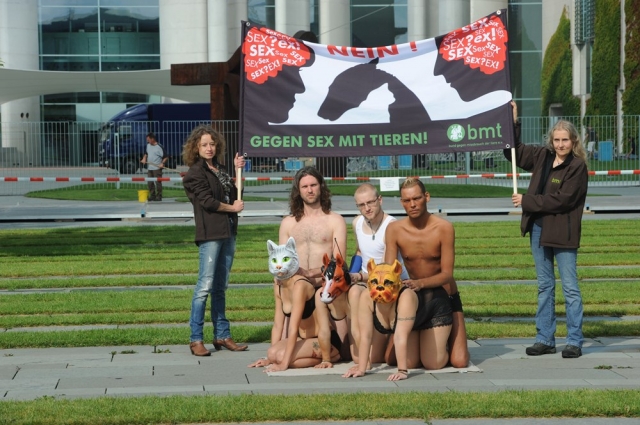 Tier Infos & Tier News @ Tier-News-247.de | Kein Sex mit Tieren