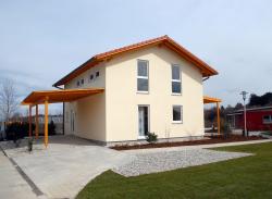 Fertighaus, Plusenergiehaus @ Hausbau-Seite.de | Foto: Das Fertighaus SPEED eignet sich besonders f�r junge Familien. Bild: tdx/Haas Fertigbau.