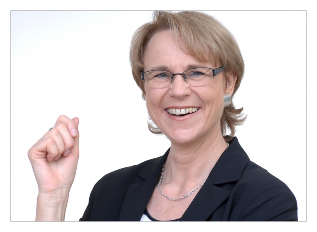 Deutsche-Politik-News.de | cki.kommunikationsmanagement Dr. Sabine Holicki