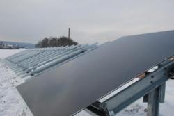 Alternative & Erneuerbare Energien News: Alternative Regenerative Erneuerbare Energien - Foto: Gromodul montiert mit gehrtec Backrail.