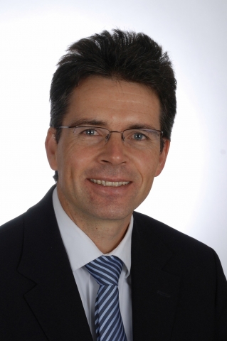 News - Central: Bernd Worlitzer, Vorstand Vertrieb, Marketing & Finanzen, Catenic AG
