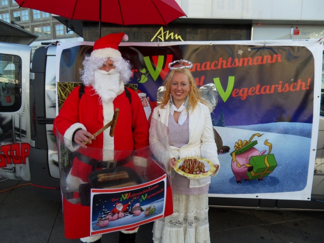 Tier Infos & Tier News @ Tier-News-247.de | Kampagnenstart: Der Weihnachtsmann isst vegetarisch