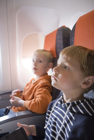 Gesundheit Infos, Gesundheit News & Gesundheit Tipps | Jeder vierte kleine Passagier leidet an Ohrenschmerzen Foto: EarPlanes®