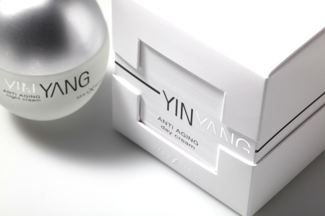 China-News-247.de - China Infos & China Tipps | Deynique Cosmetics präsentiert sich mit YIN YANG - die erfolgreichste Markteinführung seiner Firmengeschickte - in Verpackungen der Edelmann Gruppe. 