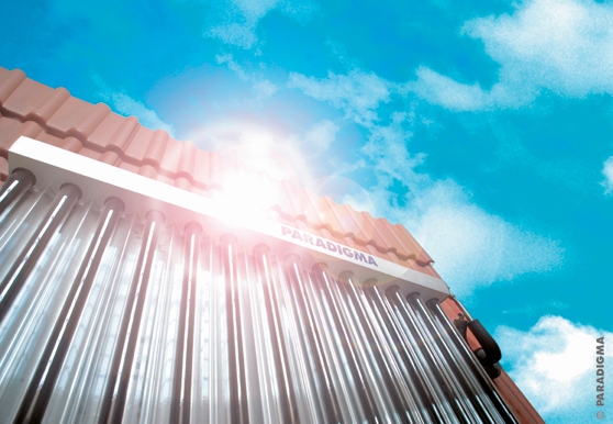 Deutsche-Politik-News.de | Die hocheffizienten Vakuumrhrenkollektoren fangen selbst  kleinste Sonnenstrahlen ein.