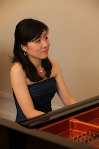 Tickets / Konzertkarten / Eintrittskarten | 2012 startet das Stift Klosterneuburg eine neue Konzertreihe mit jungen talentierten Knstlern. Den Anfang macht am Donnerstag, den 2.2.2012 die aus Japan stammende Pianistin Yuumi Yamaguchi. 