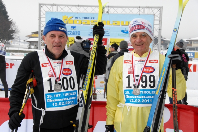 Oesterreicht-News-247.de - sterreich Infos & sterreich Tipps | Franz Steinkogler (62, links) und Hans Richter (70, rechts) sind die Legenden der Loipe - und seit 40 Jahren dabei.