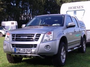 Testberichte News & Testberichte Infos & Testberichte Tipps | Zugfahrzeugtest auf www.mit-Pferden-reisen: Isuzu D-MAX3,0 D Cab Reiter - Der Reiter-Traum