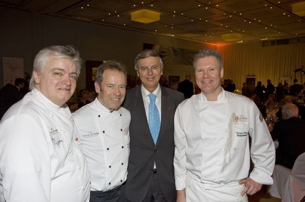 Deutsche-Politik-News.de | SternSchnuppern im Grand Hotel Esplanade Berlin mit Wolfgang Bosbach