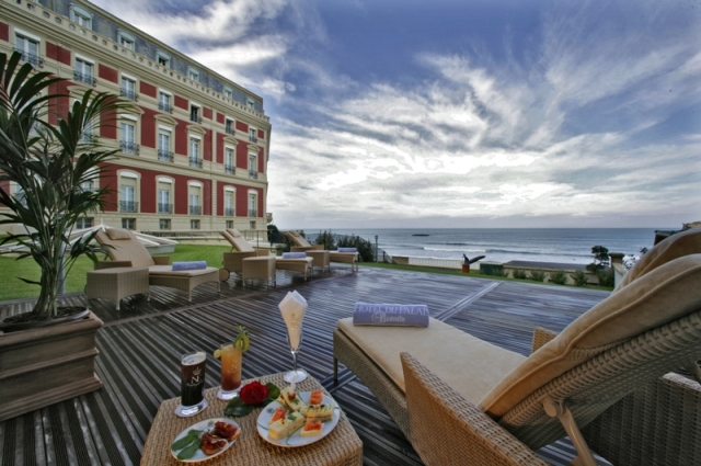 Deutsche-Politik-News.de | Zauberhafter Ort, luxurises Ambiente, wunderschne Kulisse - das Hotel du Palais Biarritz