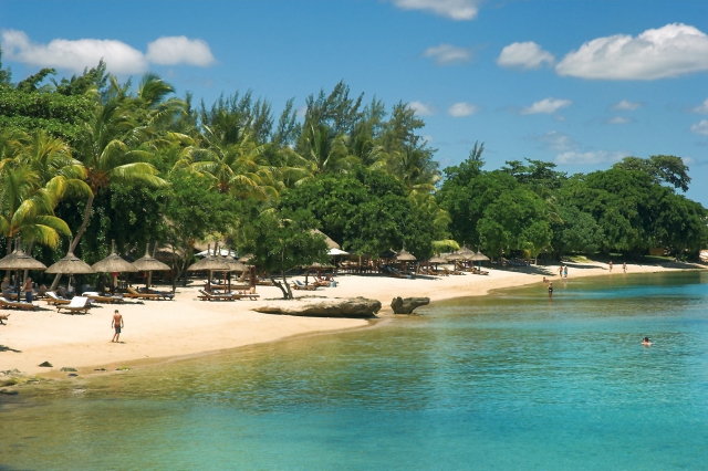 Hotel Infos & Hotel News @ Hotel-Info-24/7.de | Für alle Urlaubstypen: WeiÃŸer Strand, türkisblaues Wasser - Mauritius gilt zu Recht als Perle des Indischen Ozeans. 