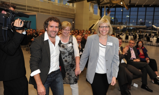 Deutsche-Politik-News.de | Schwbisch Media - Gewinner Grnderpreis 2011
