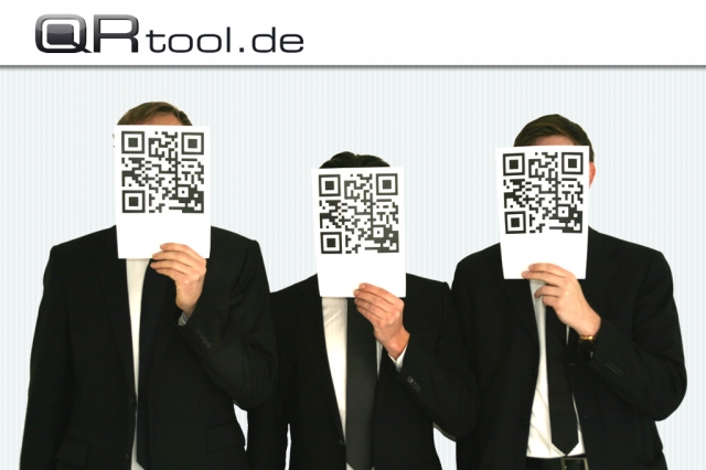 Software Infos & Software Tipps @ Software-Infos-24/7.de | Das Grnderteam von qrtool.de hinter QR Codes