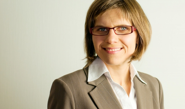 Deutsche-Politik-News.de | Claudia Schmidt, Leiterin des Weiterbildungsteams 