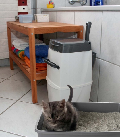 Deutsche-Politik-News.de | Ein spezieller Katzenstreu-Entsorgungseimer macht Katzenbesitzern jetzt das Leben leichter