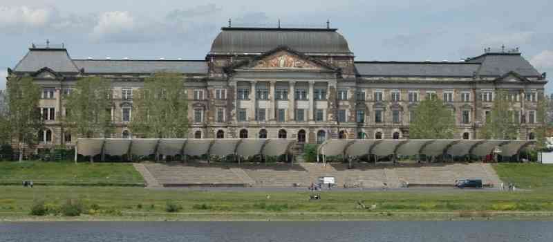 Deutsche-Politik-News.de | Dresden Staatskanzlei - 2019