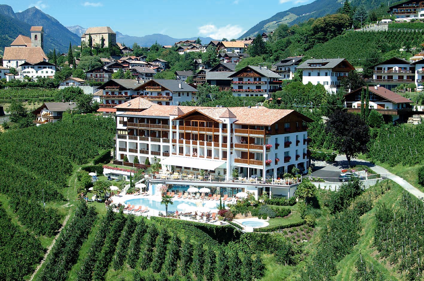 Hotel Infos & Hotel News @ Hotel-Info-24/7.de | Hotel Tyrol in Schenna, Sdtirol  Hotel Tyrol