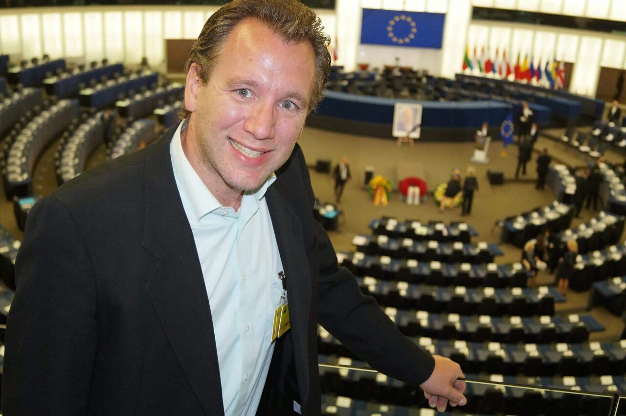 Auto News | Thilo Schneider im Europischen Parlament: 