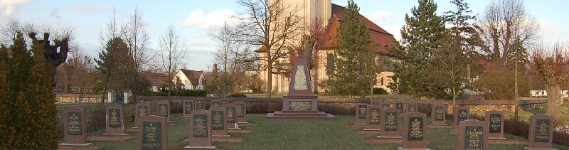 Deutsche-Politik-News.de | Sowjetischer Ehrenfriedhof Altdbern 2012