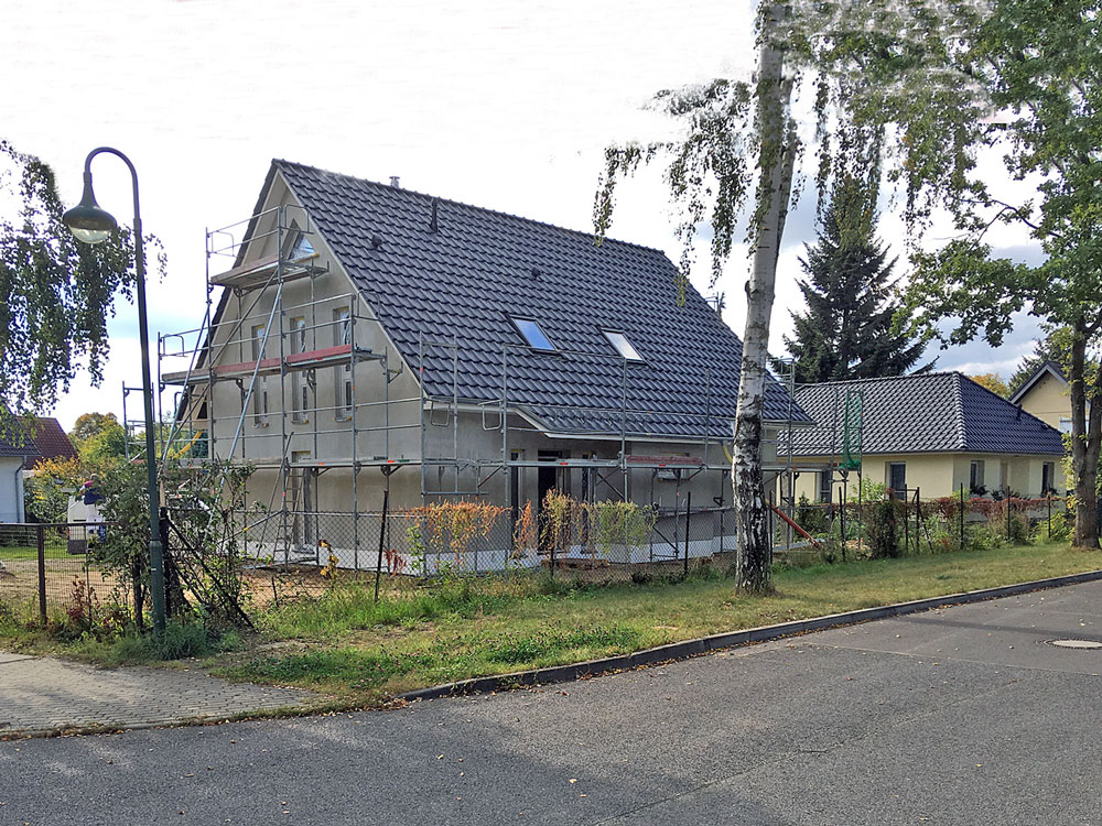 Deutsche-Politik-News.de | Das Stadthaus kann am kommenden Wochenende in 16356 Ahrensfelde besichtigt werden. Foto: Roth-Massivhaus