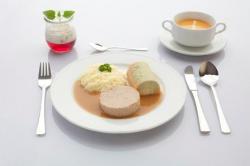 SeniorInnen News & Infos @ Senioren-Page.de | Foto: Das Auge isst mit - so kann auch prierte Kost Appetit auf mehr machen.