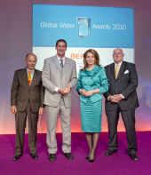 Alternative & Erneuerbare Energien News: Foto: Global Water Award 2010 - die Queen Noor von Jordanien vergab in Paris anlsslich des jhrlichen Projektwettbewerbes gemeinsam an Biwater und ist Anlagenbau GmbH diese Auszeichnung.